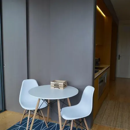 Appartement Camoes By Trindade Sweet *
