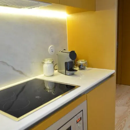 Camoes By Trindade Sweet Apartament *
